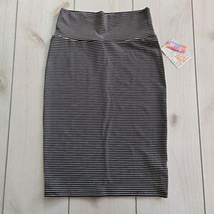 NWT Lularoe Cassie Black and White Striped Pencil Skirt